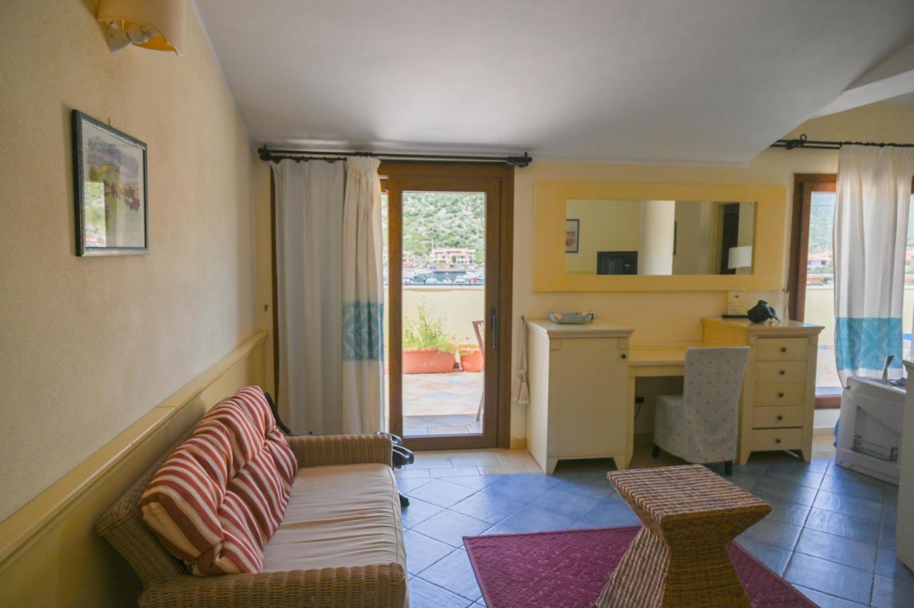 Hotel Baja Romantica 博萨 外观 照片