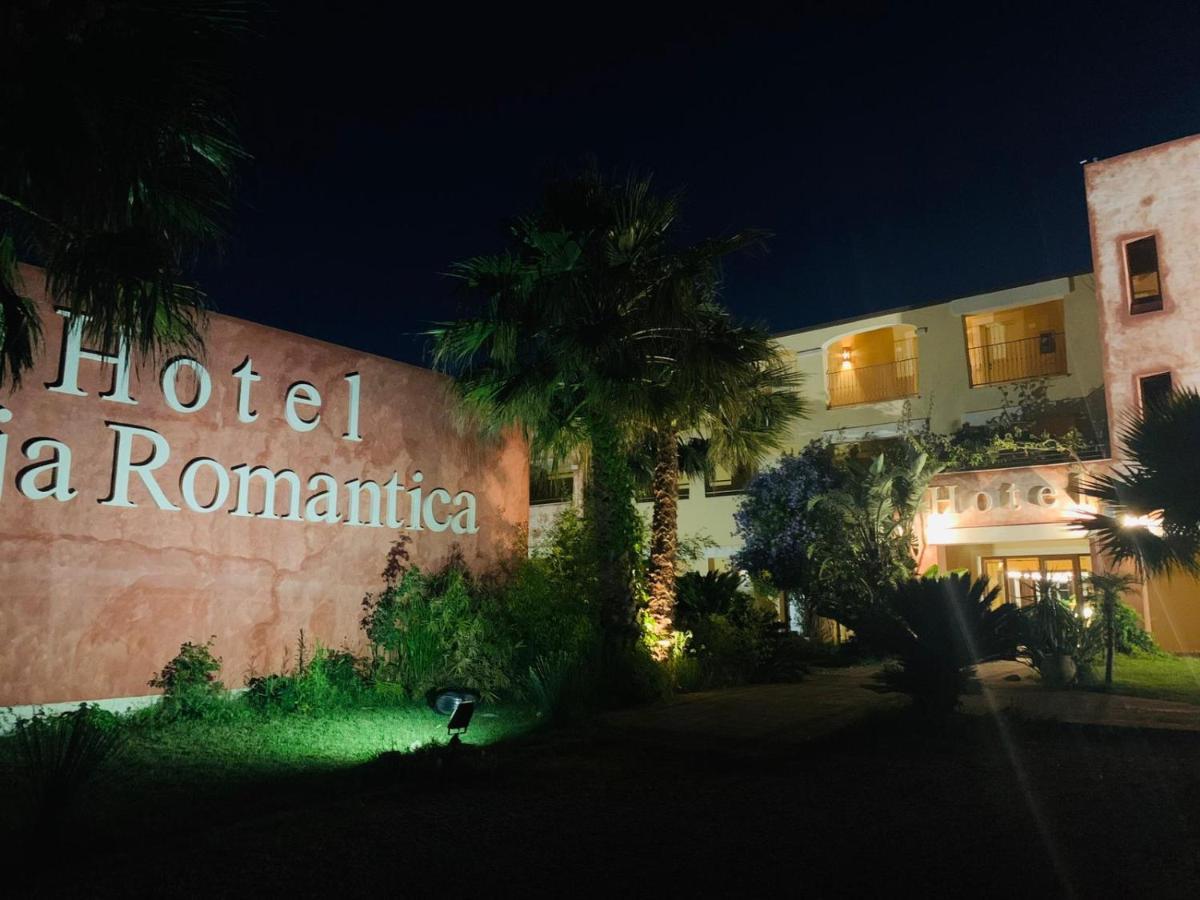 Hotel Baja Romantica 博萨 外观 照片
