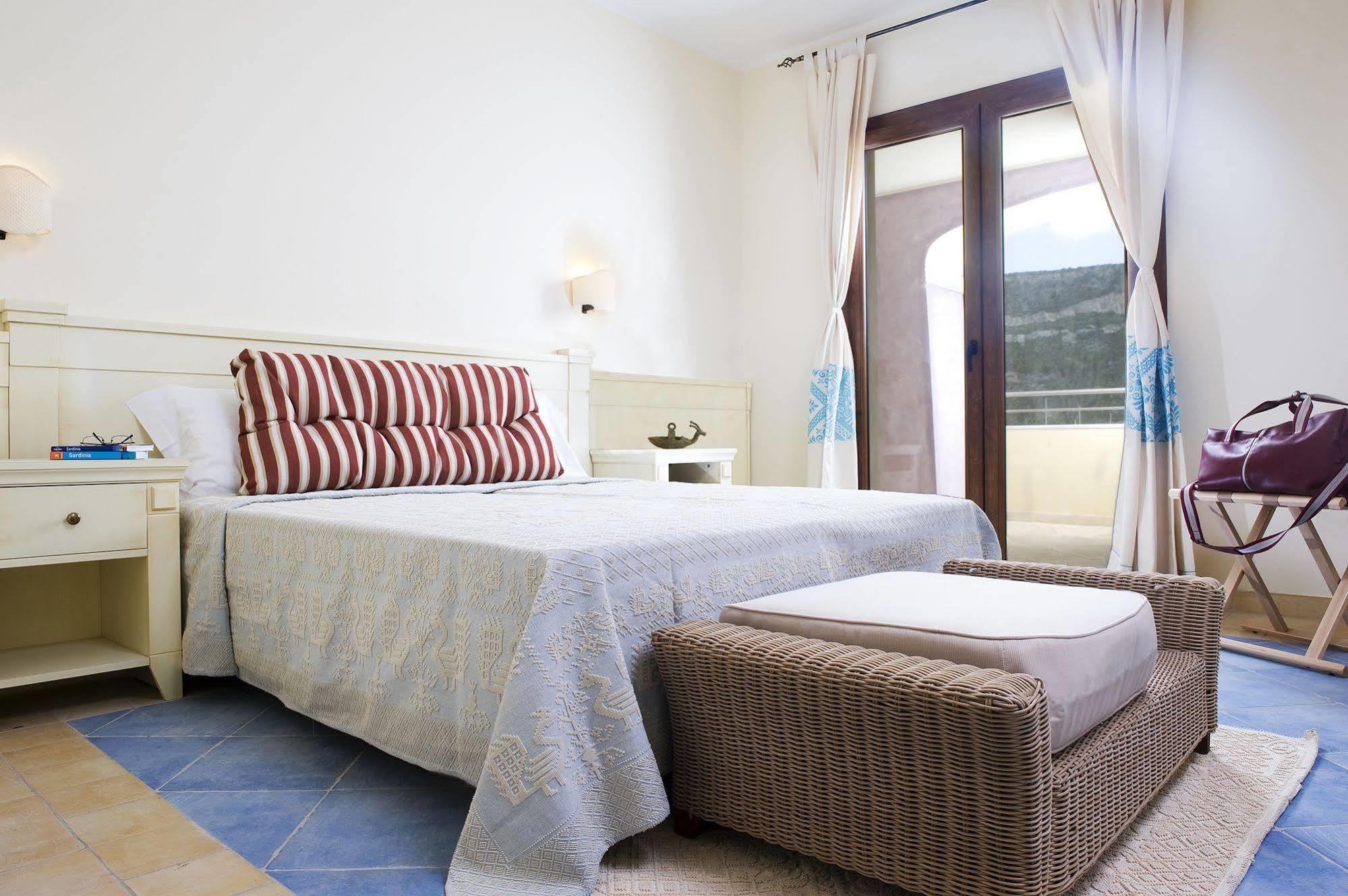 Hotel Baja Romantica 博萨 外观 照片